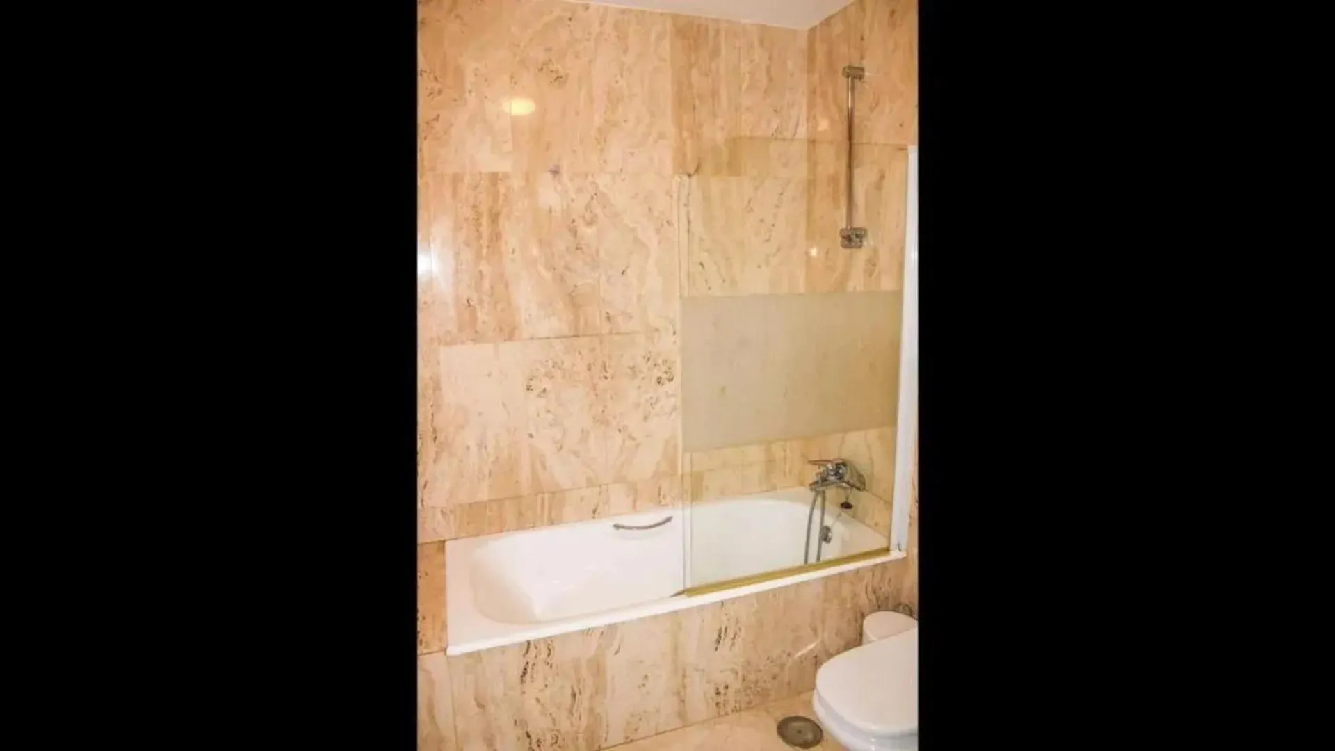 Family Apartment In Marbella With Pool
